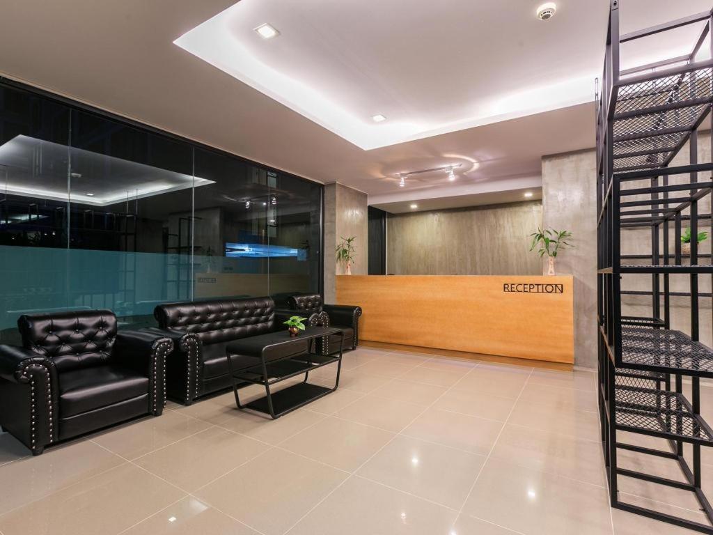 B2 Hotel South Pattaya Esterno foto
